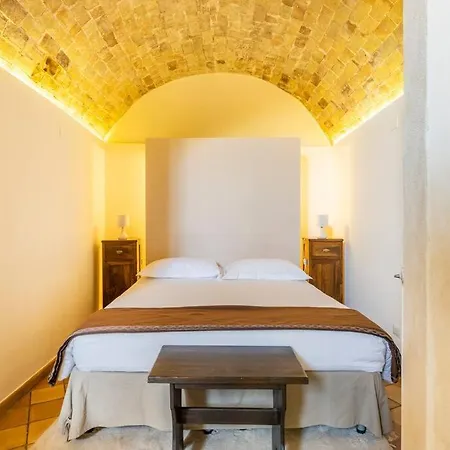 L' Abbraccio Dei Sassi Guest house 3*