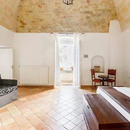 Guest house L' Abbraccio Dei Sassi 3*
