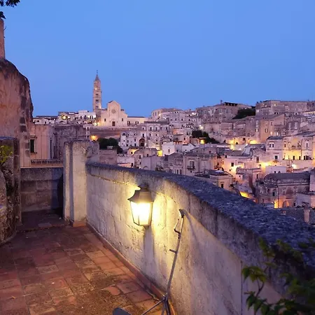 L' Abbraccio Dei Sassi Гостевой дом 3*