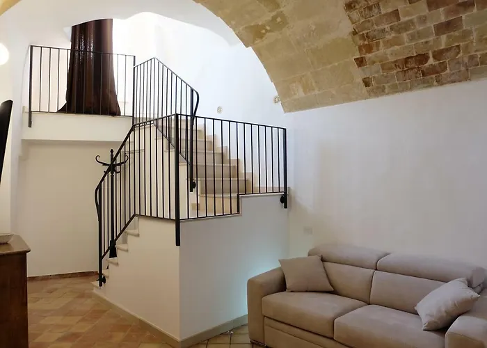 L' Abbraccio Dei Sassi