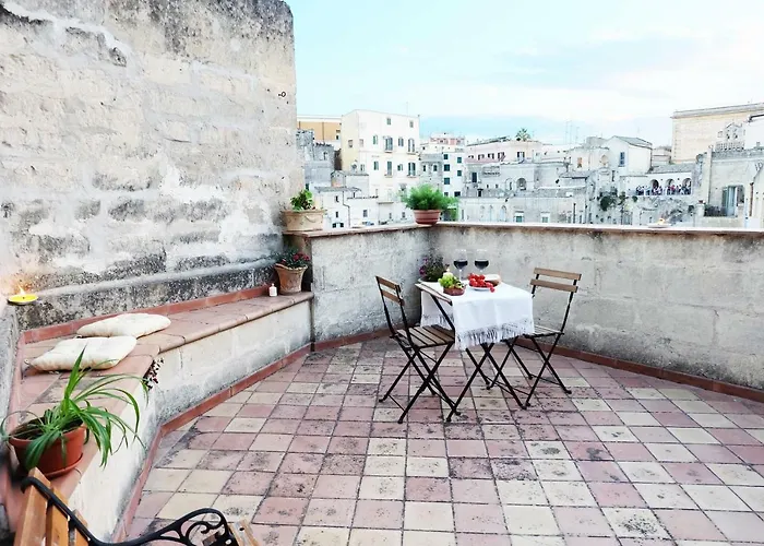 L' Abbraccio Dei Sassi Affittacamere Matera